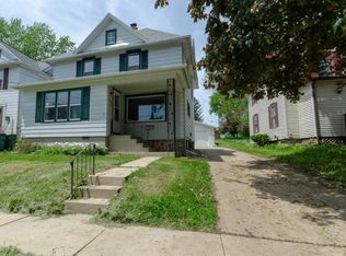 322 Rosendale St, Beaver Dam, WI 53916