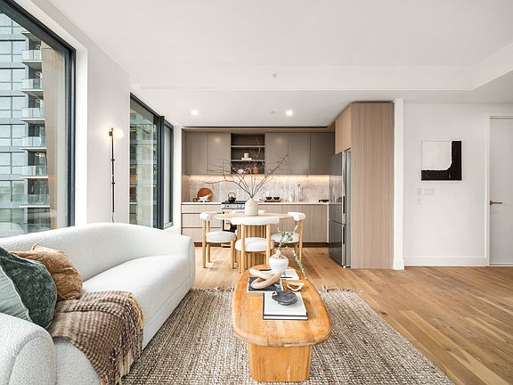 3rd image of 12 Rockwell Pl #1515