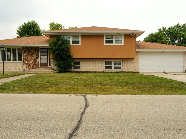 10459 S 81st Ave, Palos Hills, IL 60465
