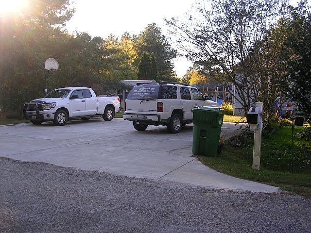 2nd image of 4180 Marsh Ln