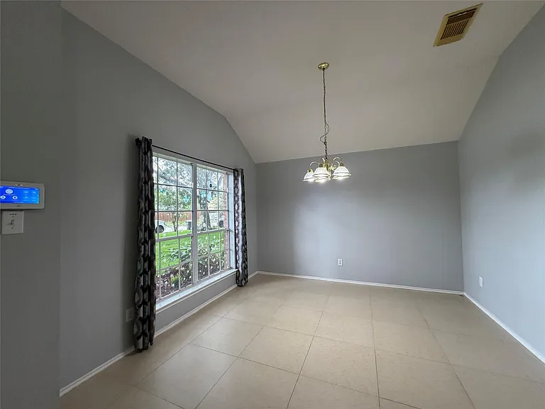 9803 Hallmark Ln — Photo 4