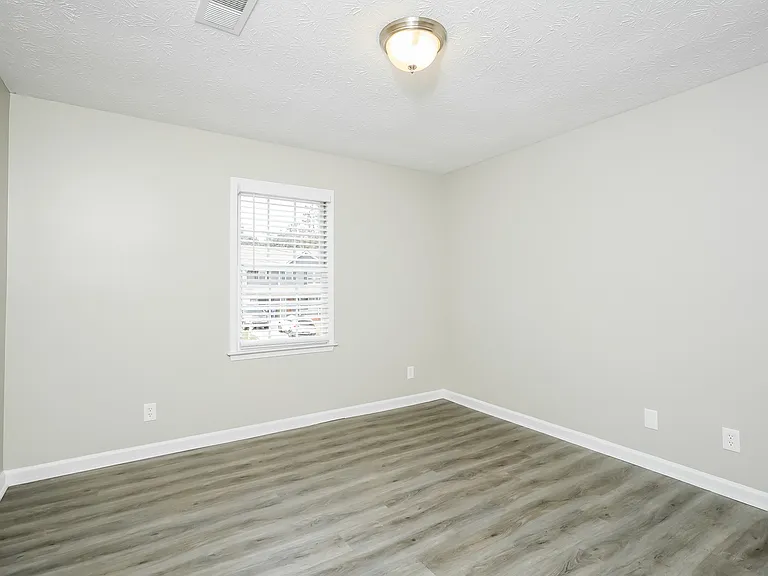4282 Wrexham Ct — Photo 11