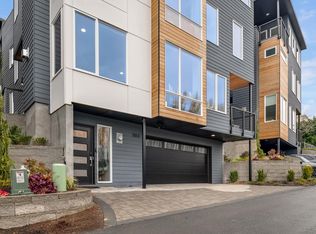 303 4th Ave, Kirkland, WA 98033