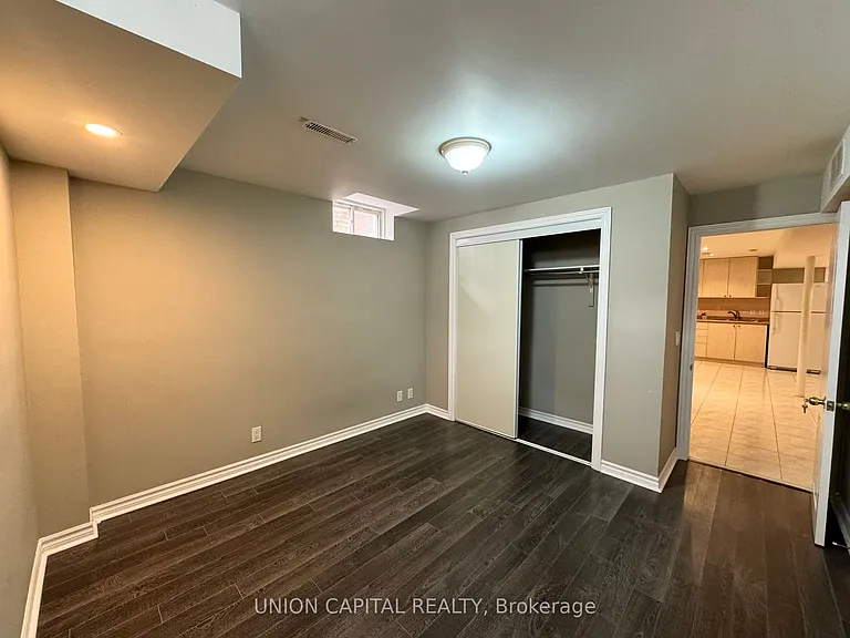 73 Manston Cres #BASEMENT — Photo 4