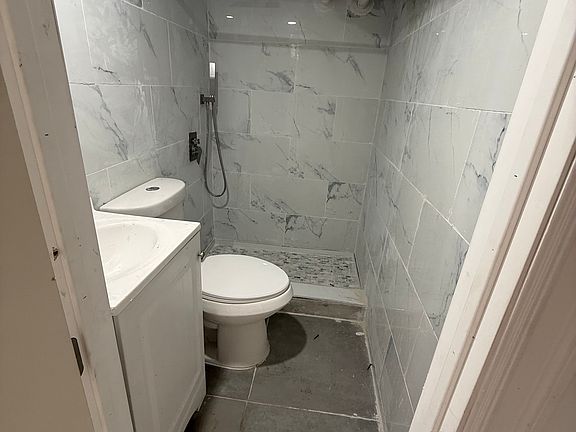 2nd image of 100 Cottage Ave Floor 2