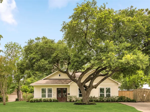 702 W 41st St, Houston, TX 77018