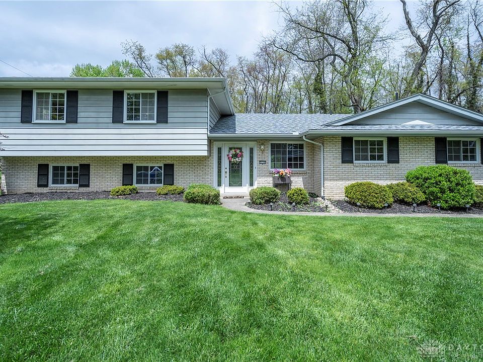 1st image of 2770 Lorrie Dr