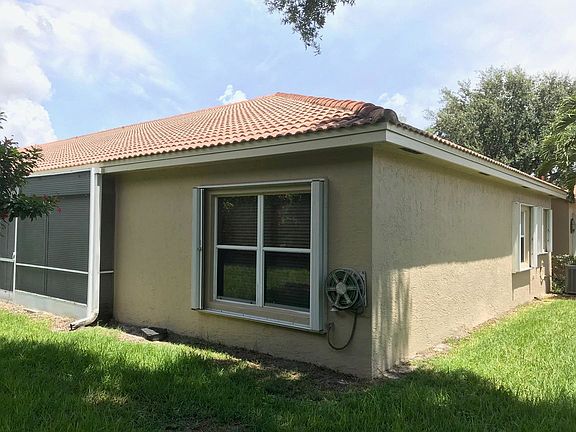3rd image of 1735 Wood Fern Dr