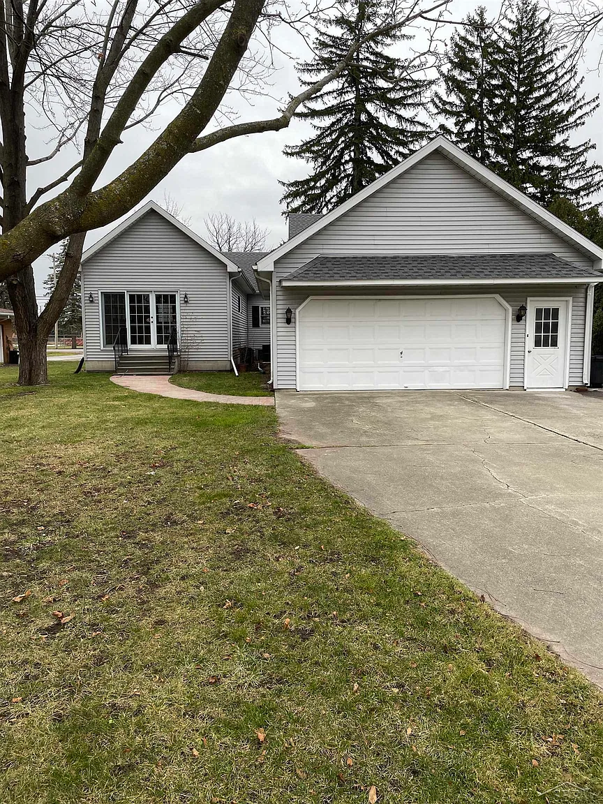4345 Mackinaw Rd photo 1