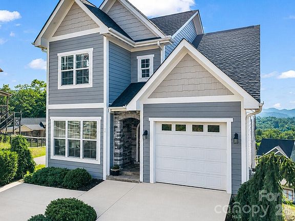 3rd image of 66 Tudor Way