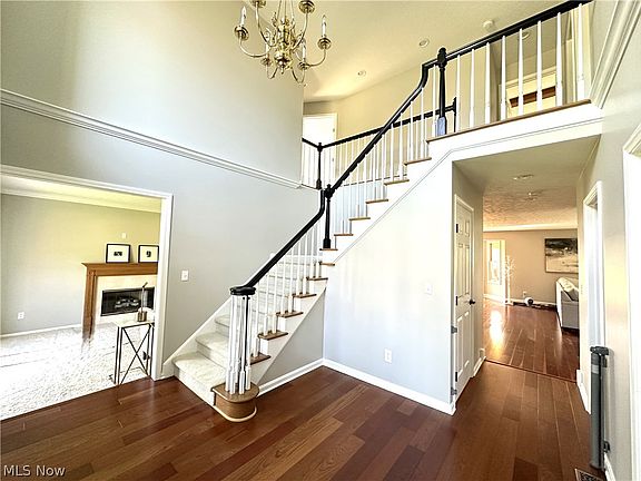 3rd image of 723 Sawmill Dr