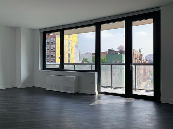 5th image of 250 E Houston St APT 11F