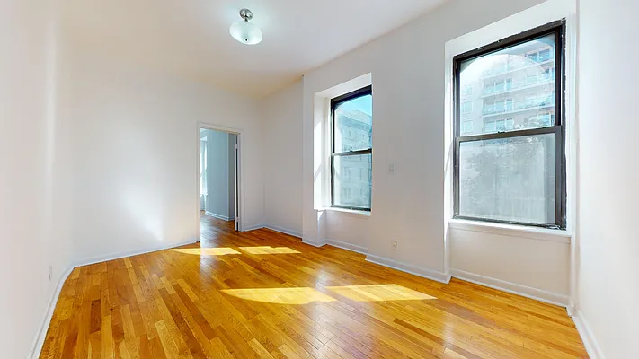 Rented by Bond New York | media 3