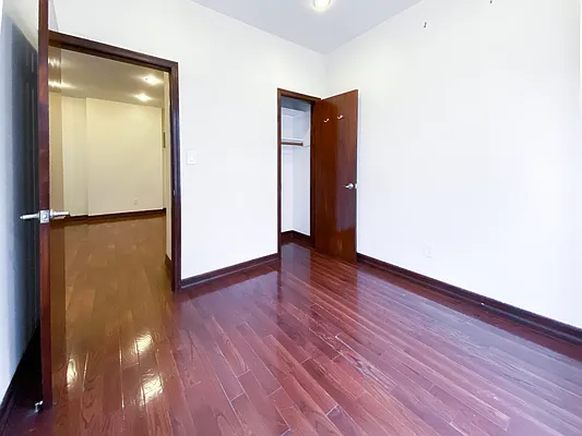 Rented by Kahen Properties | media 12