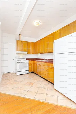 Rented by Mirador Real Estate | media 10