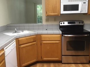 5012 Brook Hollow Ct, Concord, CA 94521