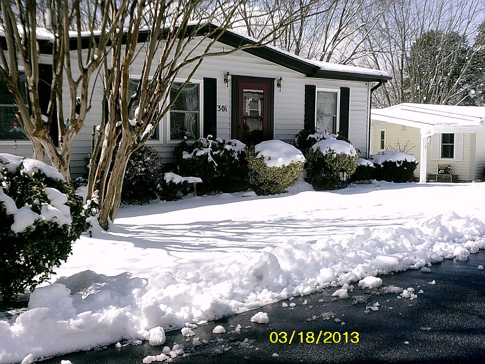 1st image of 301 Meadowbrook Ct