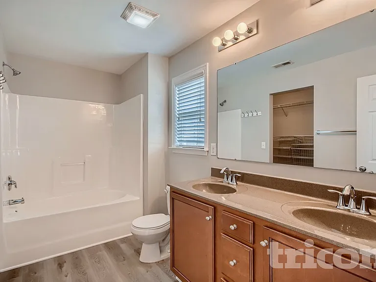 657 Shellbark Dr — Photo 10