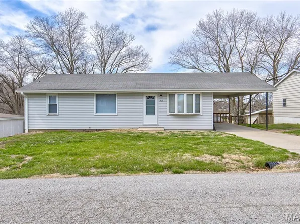 1926 Terrace Dr, Alton, IL 62002