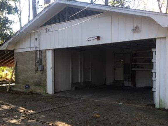 3rd image of 1203 Glenwood Dr
