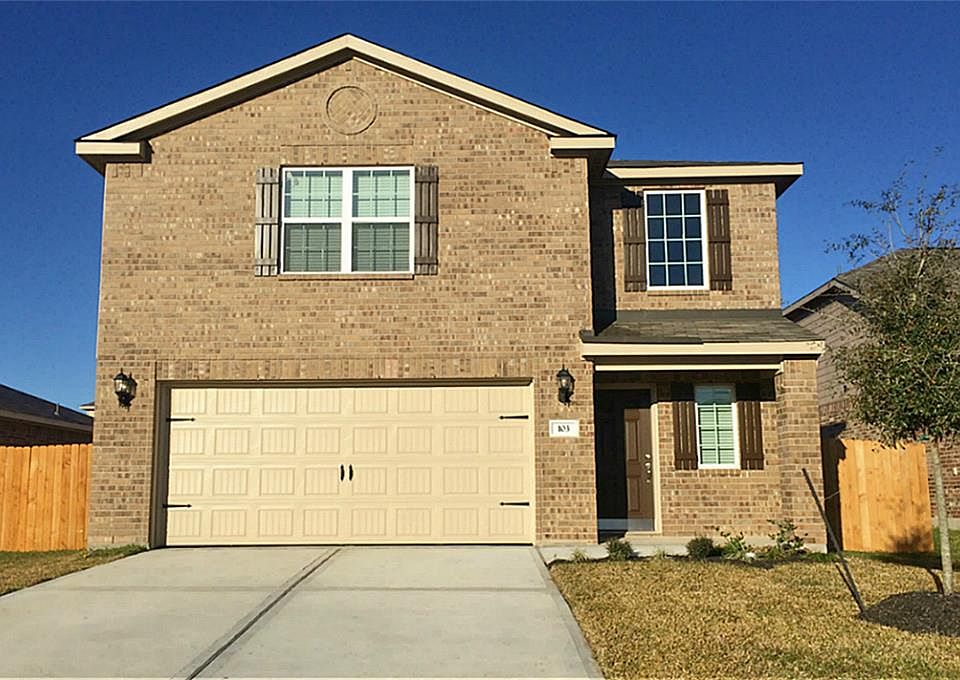 1st image of 103 Indigo Brush Dr