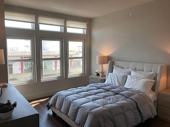 3rd image of 1451 El Camino Real #8