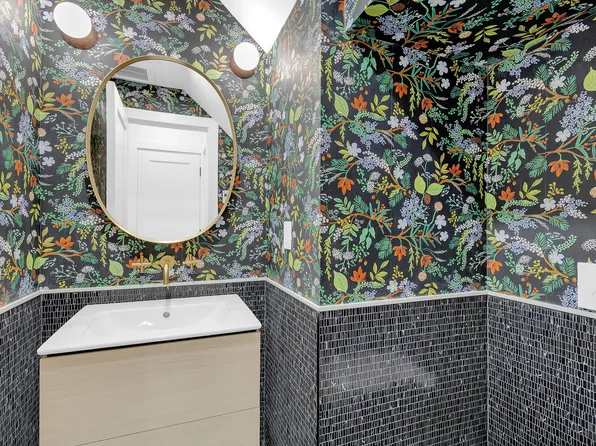 126 Washington Avenue image 7 of 25