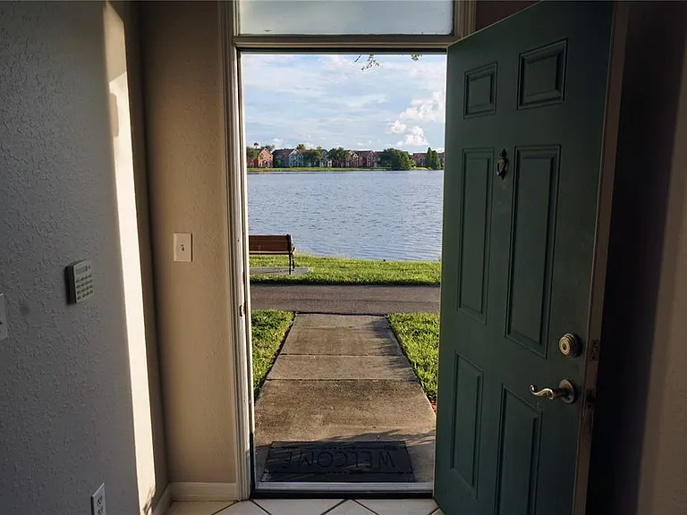 9018 Lake Chase Island Way #9018 — Photo 2