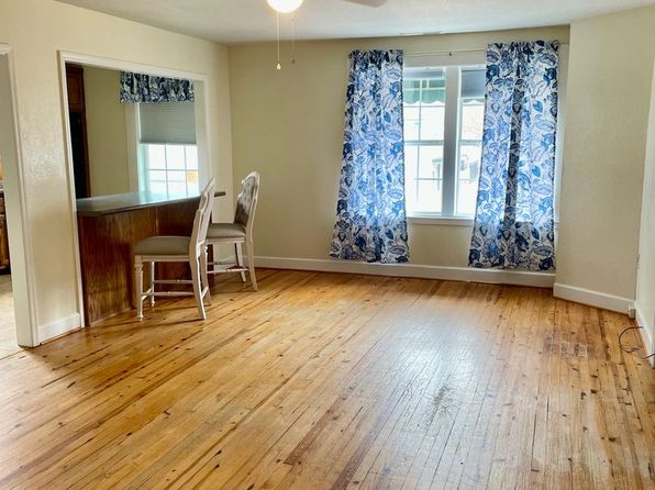38 Willow St #40A
