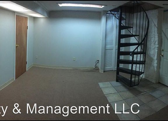 5th image of 420 Herschel St APT 1
