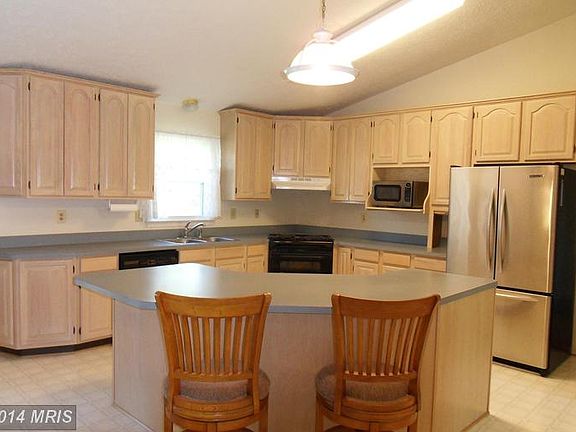 2nd image of 30165 Cochise Ct