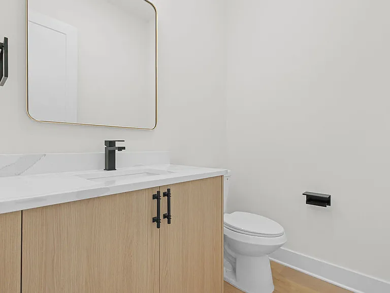 3202 W La Salle St — Photo 17