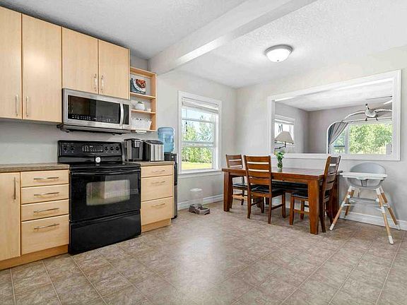 4th image of 155061 Township Road 190