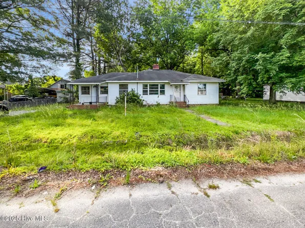 101 W Pearl Street, Aulander, NC 27805