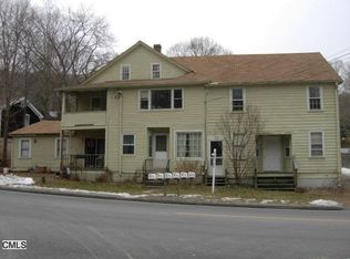 4 Weekeepeemee Rd, Woodbury, CT 06798