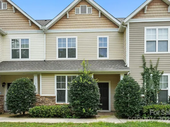11331 Dundarrach Ln, Charlotte, NC 28277