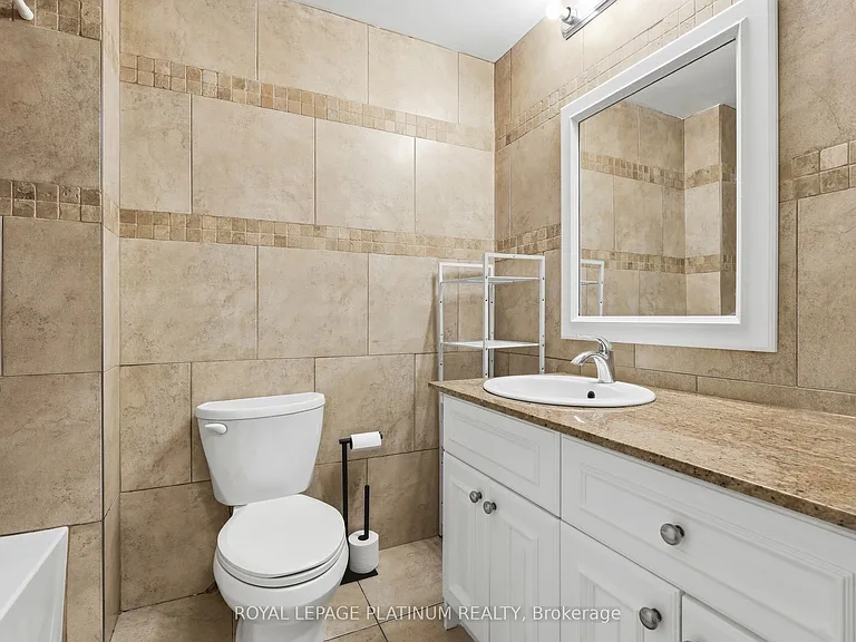 120 Sherman Ave S #7 — Photo 13
