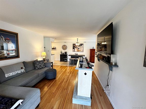 4th image of 1 Pine Court #1