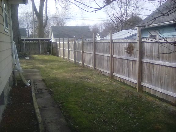 Privacy fence