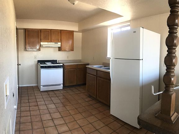 3rd image of 3608 Tularosa Ave APT B