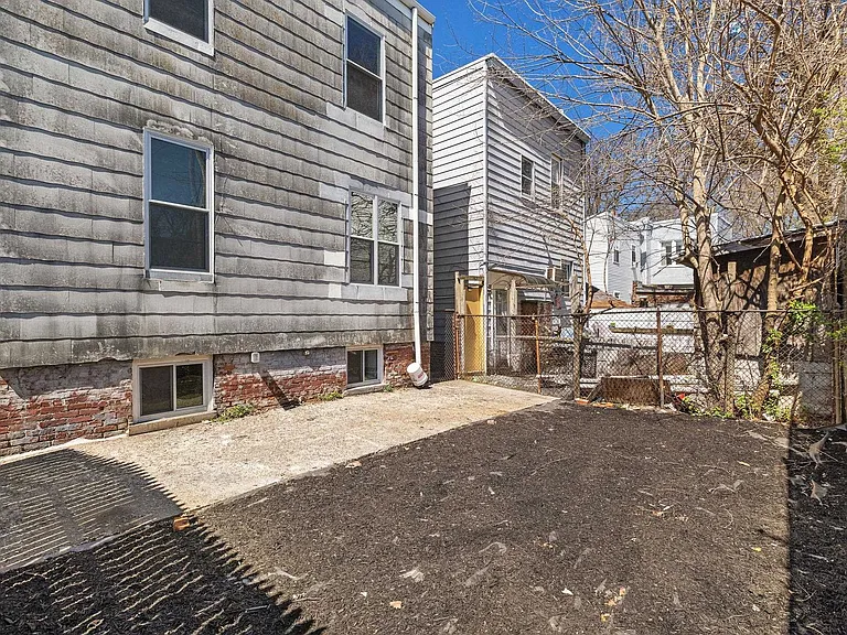 20 Delaware Ave #2 — Photo 14
