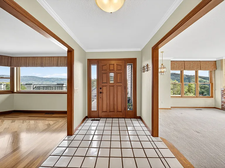 18750 Castle Hill Dr — Photo 7