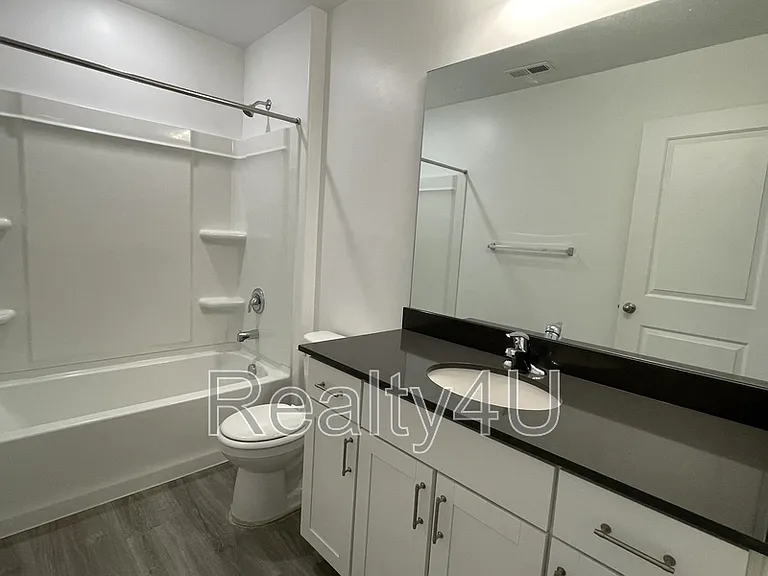 1088 E Waterway Ln #1 — Photo 17