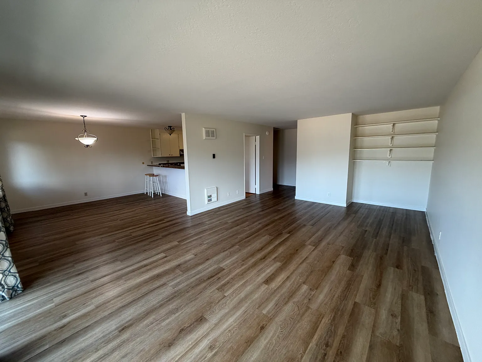 1 bed, 1000 sqft, $2,800 — Photo 3