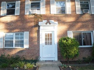 2810 16th Rd S #2810B, Arlington, VA 22204