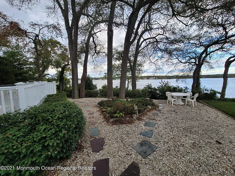 303 Clubhouse Rd — Photo 84