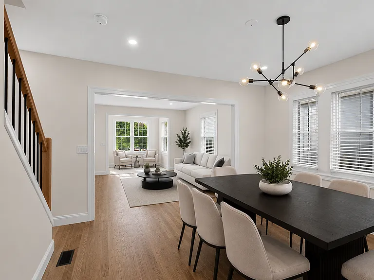 18 Walnut St #B — Photo 4
