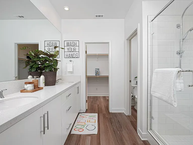 1607 W Cara Dr — Photo 6