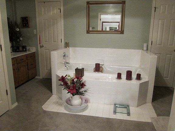 5th image of 4501 Woodhollow Dr