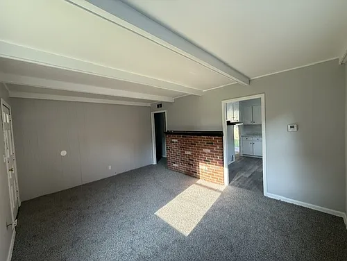1189 Bingham Ave NW Photo 1